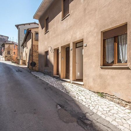 Entro Le Mura Montepulciano Exterior foto